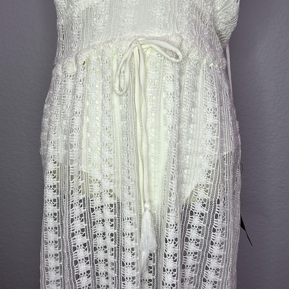 Lulu’s Destination Summer Ivory Crochet Halter Maxi Bodysuit Dress Medium - Picture 6 of 16